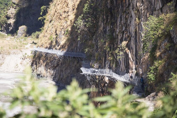 10 Days Manaslu Circuit Trek in Larke La Pass - Price and logistics: is $1,049 worth it here?