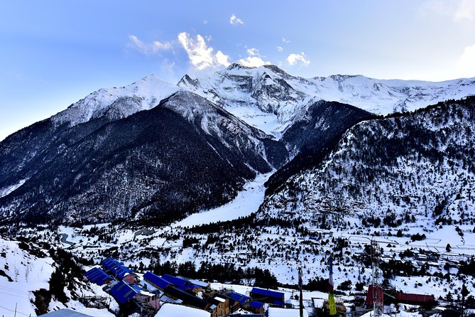 Annapurna Circuit Trek - Thorong La and the Descent to Muktinath: High Altitude With Logistics Help