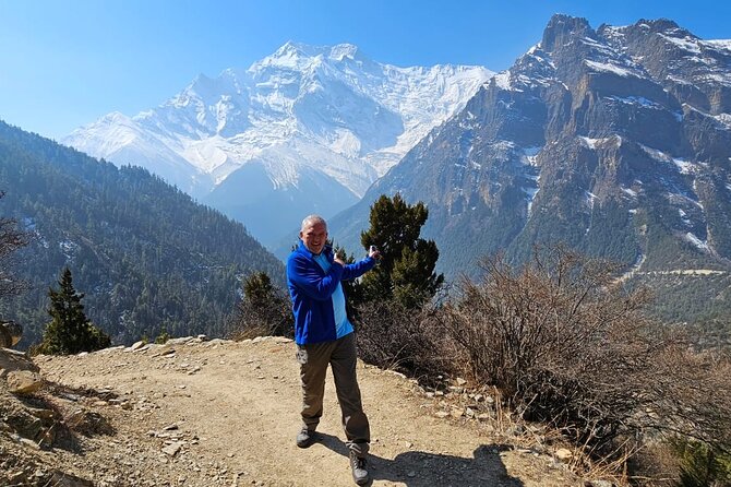 Annapurna Circuit Trek with Tilicho Lake (16 Days) - Staging Before the Pass: Yak Kharka to Thorong Phedi (Days 10–11)