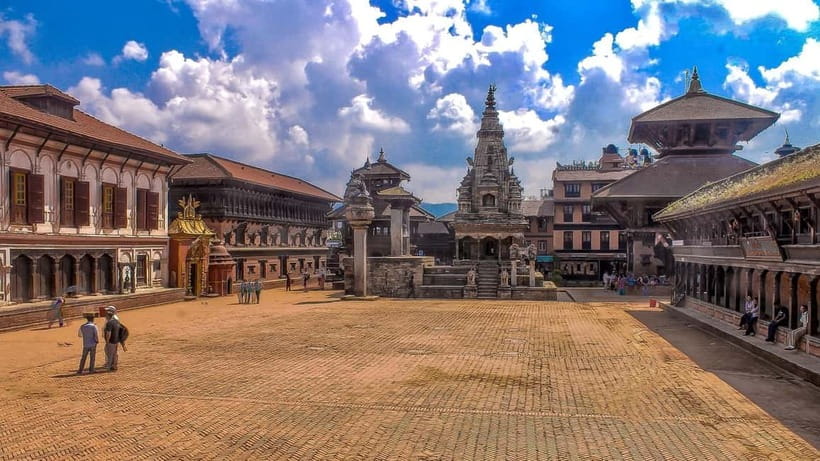 Bhaktapur & Nagarkot Day Tour with Lunch - Private/Group - Nagarkot View Tower: how to plan for Everest, Langtang, and cloud cover