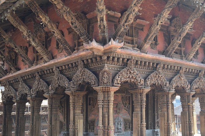 City tour of Bhaktapur and Patan Durbar Square - 55 Window Palace and Nyatapola Temple: two icons in tight time