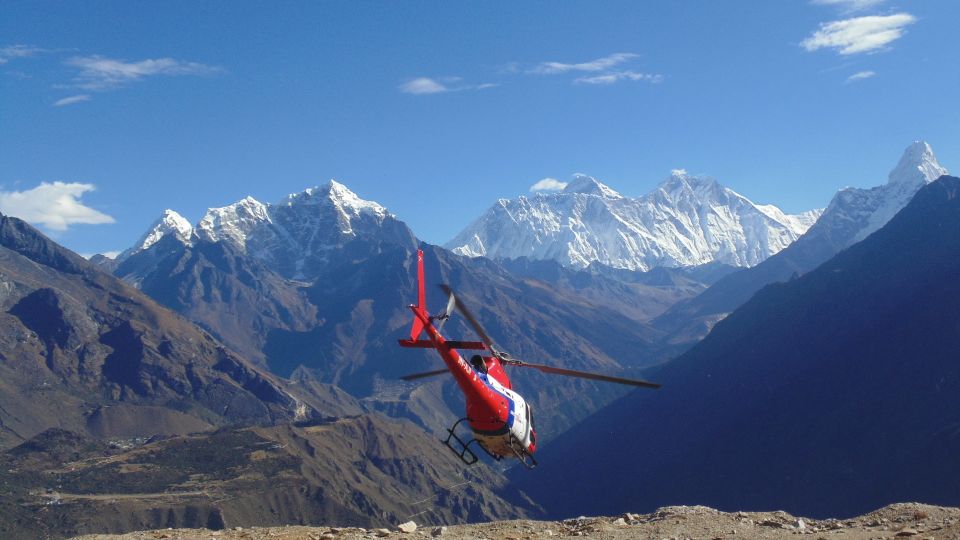 Everest Base Camp: 3 Hour Helicopter Sightseeing Tour - The Everest View Hotel stop: 45 minutes in thin-air reality