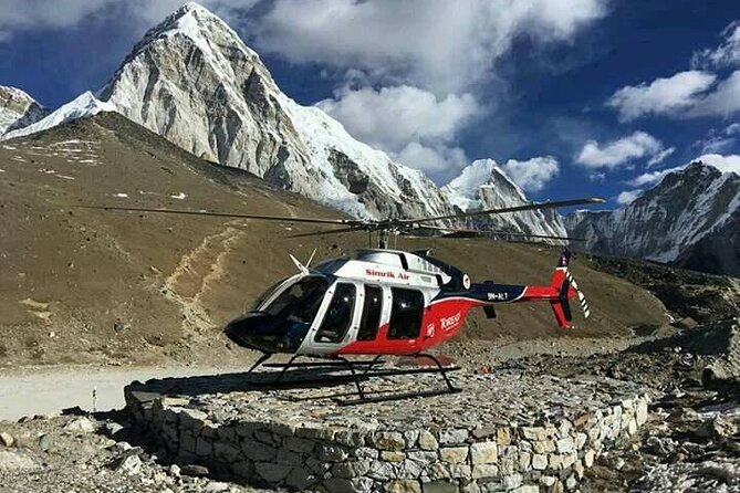 Everest Base Camp Helicopter Tour Stop at Hotel Everest View. - The Everest Base Camp flyover: what you can actually see
