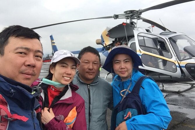 Everest Base Camp Helicopter Tour Stop at Hotel Everest View. - Khumjung landing and Hotel Everest View: the hour that turns a flight into a stay