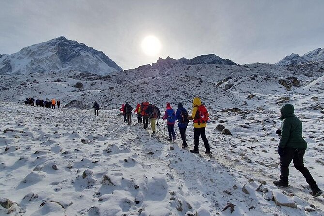 Everest Base Camp Trek 12 Days – Best Himalayan Adventure - Meals, tea houses, and porter help: the practical comfort layer