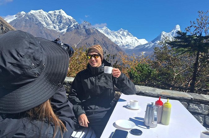Everest Base Camp Trek - Day 5: Tyangboche to Dingboche at 4,260 m, and Day 6’s acclimatization pause