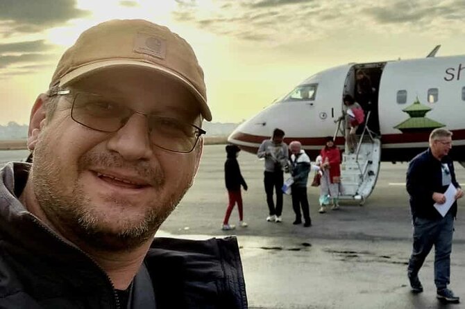 Everest Flight , Mountain Flight in Nepal , Everest Experience - Why an early 5 AM Everest flight can be the smartest plan