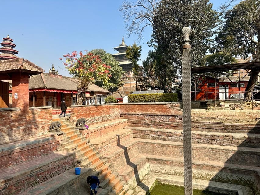 Kathmandu: 7 UNESCO-Listed city sites group day trip - Bhaktapur Durbar Square Near Twilight: Medieval Streets in One Stop