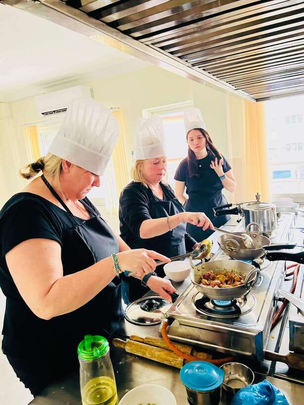 Kathmandu: Local Women-Lead Nepali Cooking & Momo Class - Price and Logistics: Is It Good Value for $5?