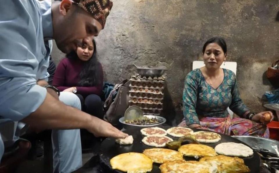 Kathmandu Secret Food Crawl & Local Market Tour - Exploring crafts and traditions while you eat