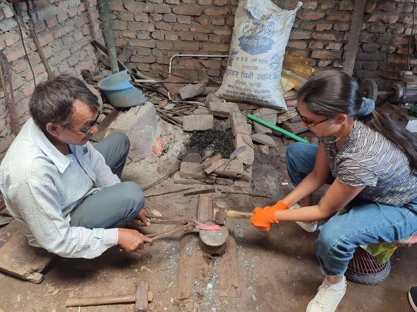 Knife Khukuri Making Workshop - How the day flows: pickup, smithing session, and take-home knife