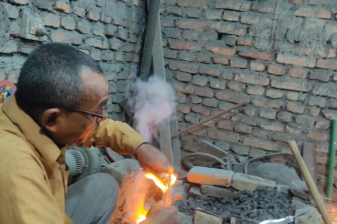 Knife (Khukuri) Making Workshop- Forge of the Gurkhas - Time, group size, and who this fits best