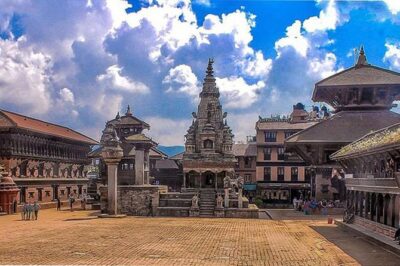 Nagarkot Sunrise & Bhaktapur Heritage Tour -Private Full Day Trip - Bhaktapur Durbar Square: UNESCO ruins you can actually feel walking through