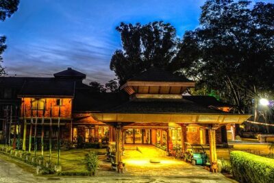 Nepal in Luxury: Kathmandu, Chitwan & Pokhara Escape – 8 Days - Kathmandu landing day: visa, pickup, and the easiest possible start