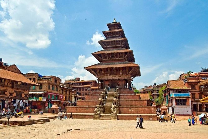 Private Bhaktapur and Nagarkot Day Tour From Kathmandu - Pottery Square and Dattatreya Temple: The Craft Streets and Smaller Sacred Corners