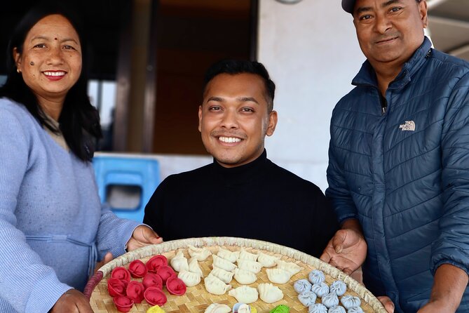 Rainbow Mo:Mo - Steamed and fried momos: compare textures without extra planning