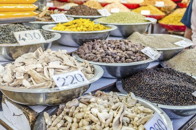 Smells of Kathmandu Walking Day Tour - Key things you’ll notice on this walk